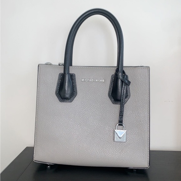 Michael Kors Mercer small tote - Picture 1 of 3